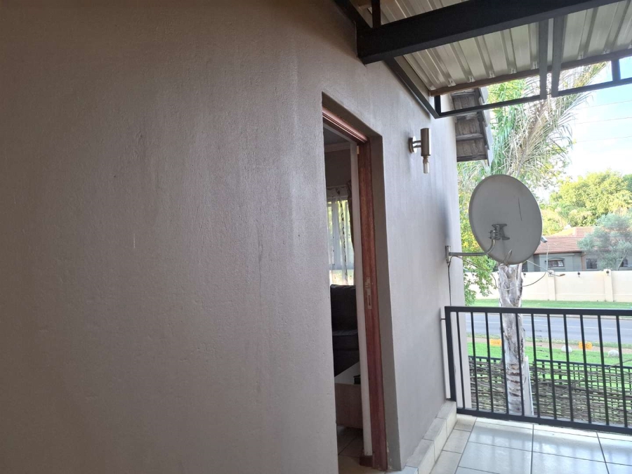 2 Bedroom Property for Sale in Melodie North West